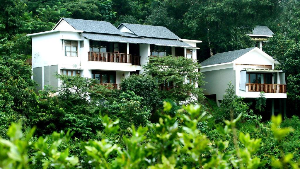 Wayanad Silverwoods Resorts