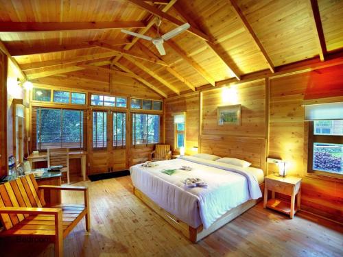 Misty Highlands Eco Resort